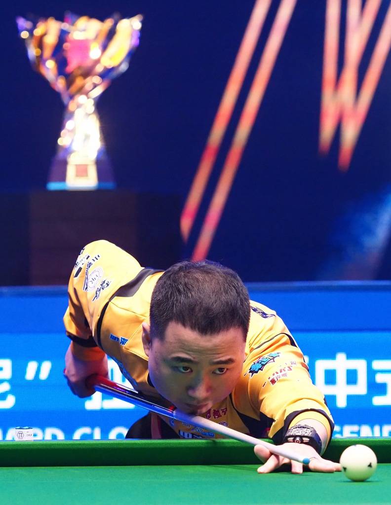 更奠定了球 更奠定了球